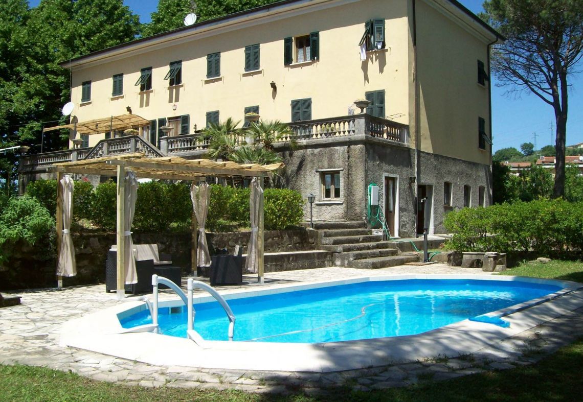 819 - Villa Sarzana